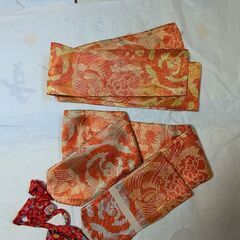 子供用、帯、絹、鶴の模様の画像