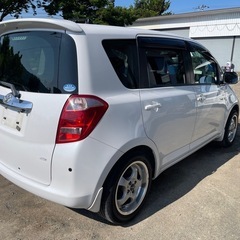 トヨタ　ラクティス　4WD 車検ほぼ満タンの画像