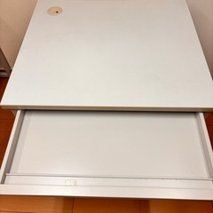 1/3日限定【配達可】オフィス　机の画像