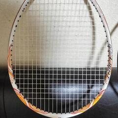 値下げ中　YONEXバドミントンラケット　2本セット　アストロクス88SPRO（廃盤）　ナノレイ450LIGHTの画像