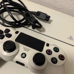 《早いもの順！！》playstation4(PS4)  本体　ホワイトの画像