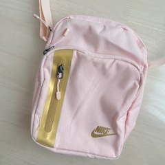 NIKEショルダーバッグの画像