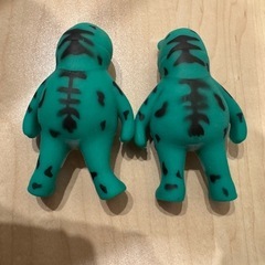 変なカエルの画像