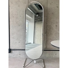M1 Silver Steel Studio Mirror おしゃれな家具 ミラー 鏡の画像