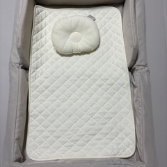 美品　farskaコンパクトベッドライト 旅行用ベッド　赤ちゃん　ベビーベッド　トラベルベッドの画像
