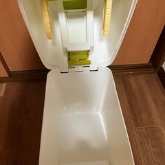 Apricaにおわなくてポイ　おむつゴミ箱の画像