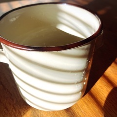 琺瑯の容器の画像