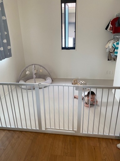 ベビーゲート(設置幅67〜186cm用)