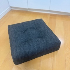 【無料】フロアクッションの画像