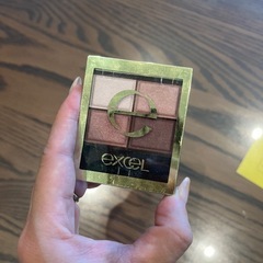 服　ワンピース　エクセルアイシャドウの画像