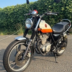 グラストラッカー250の画像