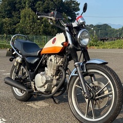 グラストラッカー250の画像