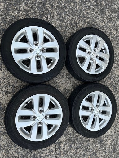 スズキ純正タイヤホイールセット　スペーシア  155 65R 14  殆どの軽自動車に適合します