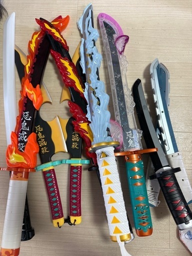 新品　鬼滅の刃　まとめセット　89点　メガジャンボ　めちゃでか　日輪刀 バンダイ 鬼滅の刃 DX日輪刀 (電子玩具) 価格比較 - 価格.com