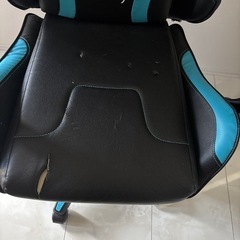 ゲーミングチェアの画像