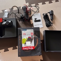 4Kドライブレコーダー + バックカメラ + 64GBメモリーカードの画像