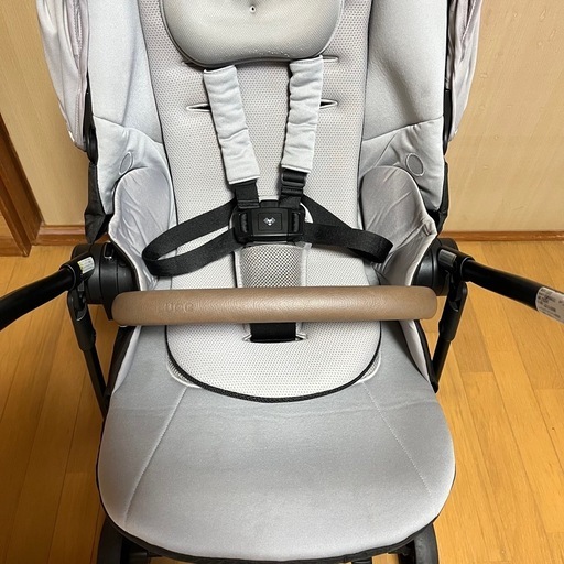 アップリカ　ルーチェ　ベビーカー