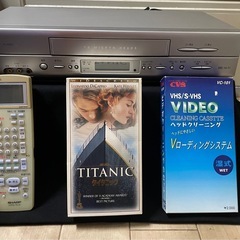 SHARP VHS ビデオデッキの画像
