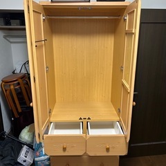 【無料で差し上げます】美品 たっぷり収納 洋服たんす サイズ幅79.8×奥行54.5×高さ190.1㎝の画像