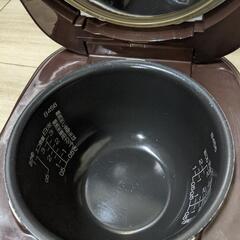 ZOJIRUSHI（象印） IH炊飯器 3合炊　NP-GG05の画像