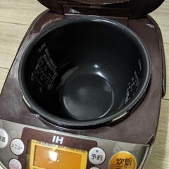 ZOJIRUSHI（象印） IH炊飯器 3合炊　NP-GG05の画像