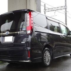 車検満タン エスクァイアハイブリッド Gｉブラックテラード トヨタセーフティセンス ナビ フルセグTV Bluetooth バックモニター 両側パワスラ スマートキー 黒本革シート シートヒーター フルエアロ クルコン LEDライト LEDフォグ ETC １オーナーの画像
