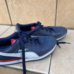 PUMA レディース用　23.0cm
の画像
