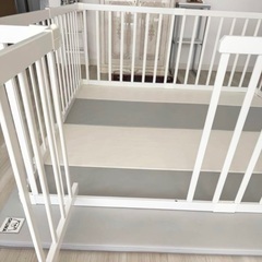 木製ベビーサークル　扉付　白色の画像