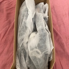 【新品未使用】ビジュー付パンプスの画像