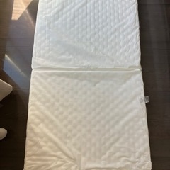 ベビー敷布団（二つ折り）の画像