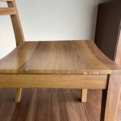 ダイニングチェア　椅子　ブラウンの画像