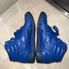 Reebok FREE STYLEハイカットスニーカー ブルー 24.5cm
の画像