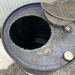 空きドラム缶　廃油入れの画像