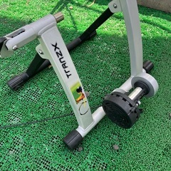 tranzx 自転車スポーツ車用固定式ローラー台の画像