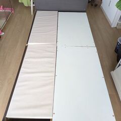ベットフレームの画像