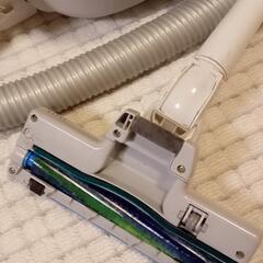 日立電気掃除機（紙パックフィルター付き）の画像