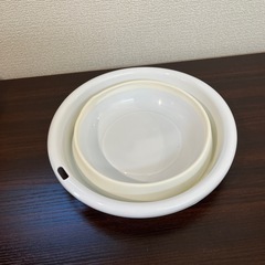 パール金属 折りたたみ式 洗面器 小 ホワイト 洗い桶 湯おけ バケツ たらい AZ-5604の画像