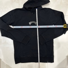 BILLABONG, DC ブラックパーカー２枚の画像