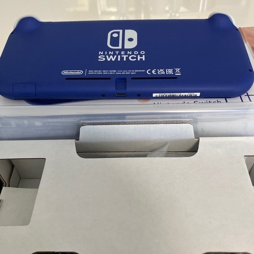 Nintendo Switch  Lite Blue 本体