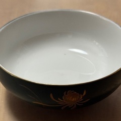 陶器皿の画像