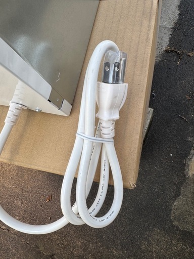 TOTO電気温水器新品未使用品　REW25A1BK 箱無し TOTO電気温水器新品未使用品 REW25A1BK 箱無し REW25A1BK TOTO 湯