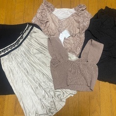 服全部まとめて100円の画像