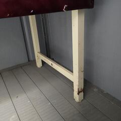 施術用ベッド？の画像