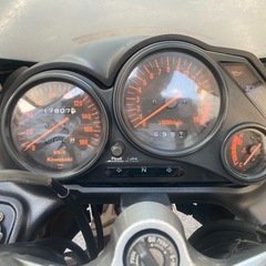 ・Kawasaki・ZZR250・エンジンセル始動の画像