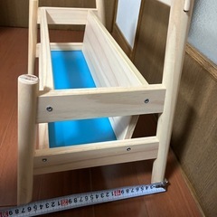 IKEA フリサット ブックディスプレイの画像