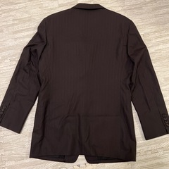メンズスーツの画像