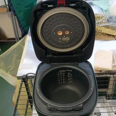 0906-022 タイガ―  炊飯器の画像