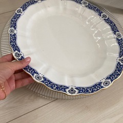 食器の画像