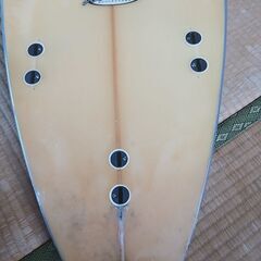 Abraxas SURFBOARDSミッドレングス　サーフボードの画像