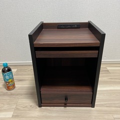 【MALTA】　幅36.5 奥行36.5 高さ48 サイドテーブル ２口コンセント付き USBジャック 完成品 コンセント ナイトテーブル 
の画像